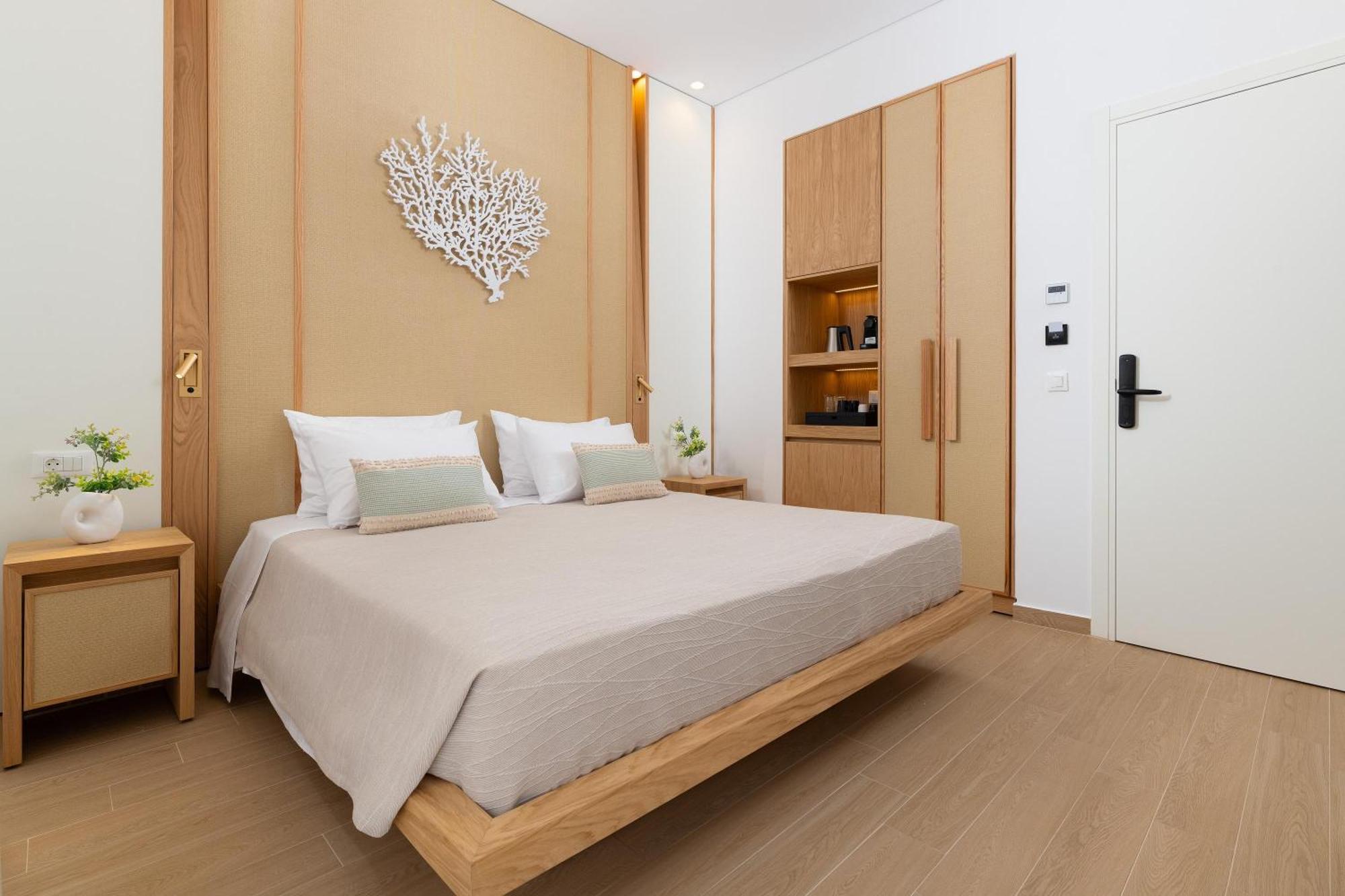 The 12Th City Hotel Rhodes City Bagian luar foto