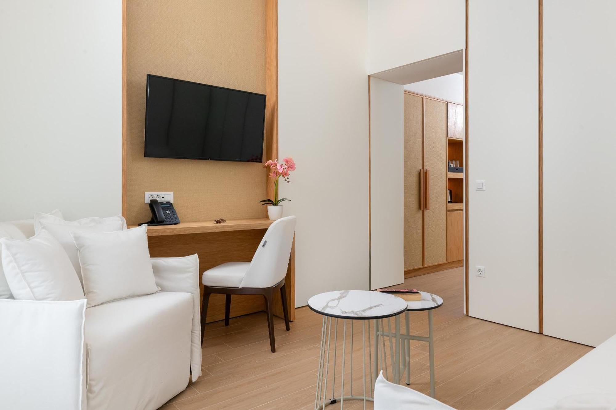 The 12Th City Hotel Rhodes City Bagian luar foto